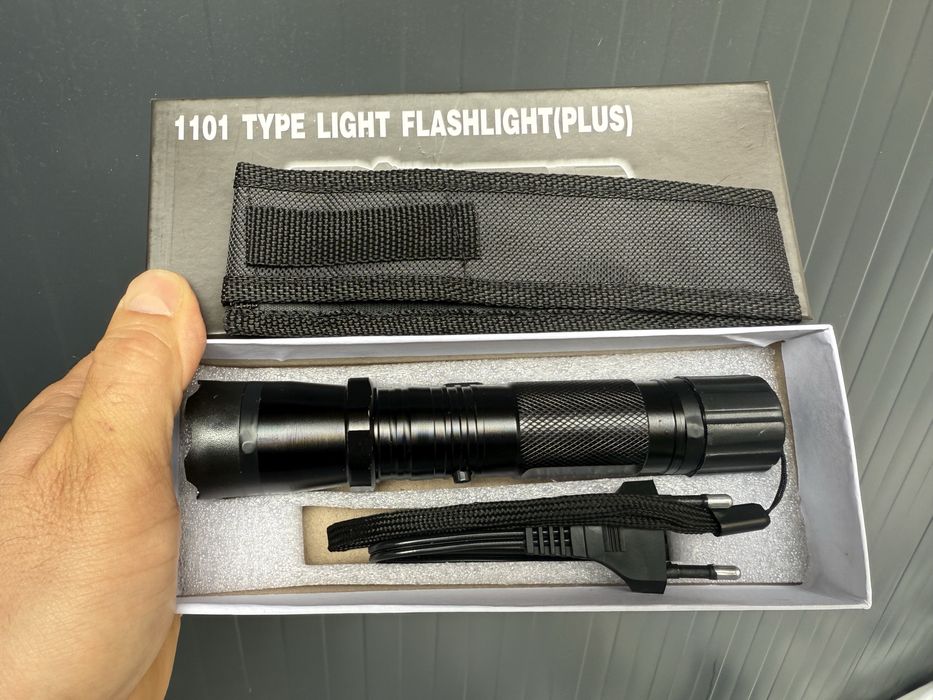 Lanterna LED cu Electrosoc, Camping, 1000KV, 10W, Husa