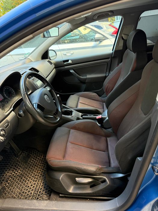 VW Golf 5 1.6 benzina