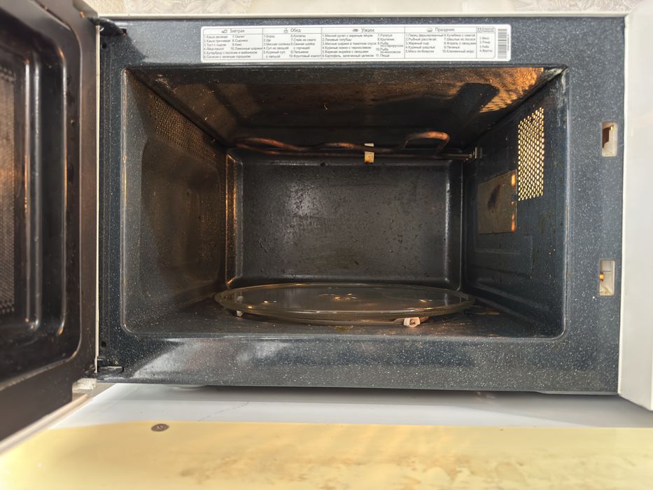 Микроволновка в не рабочем состоянии