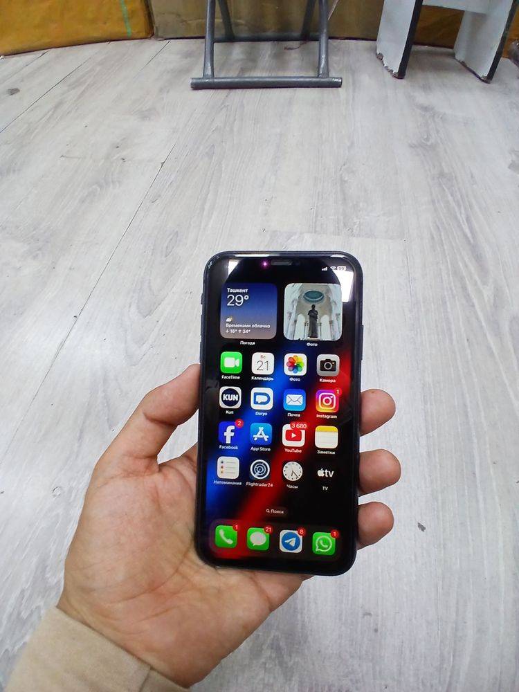 iPhone 11 256GB LLA