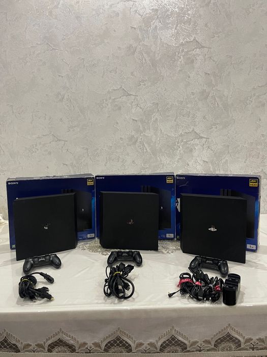 Ps4 pro 1 TB. holati zor