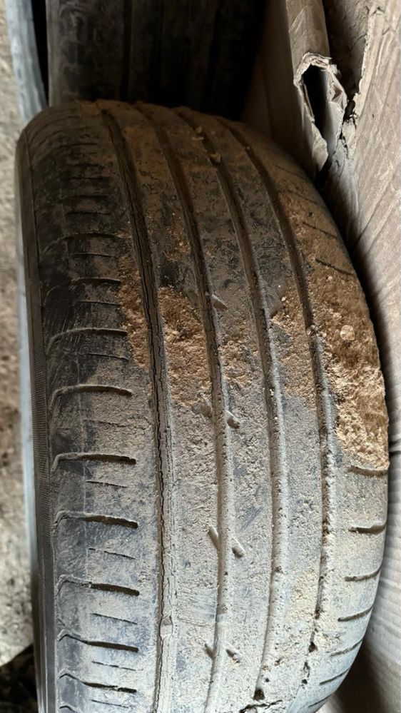 235/50 R18 покрышки летние 3 шт