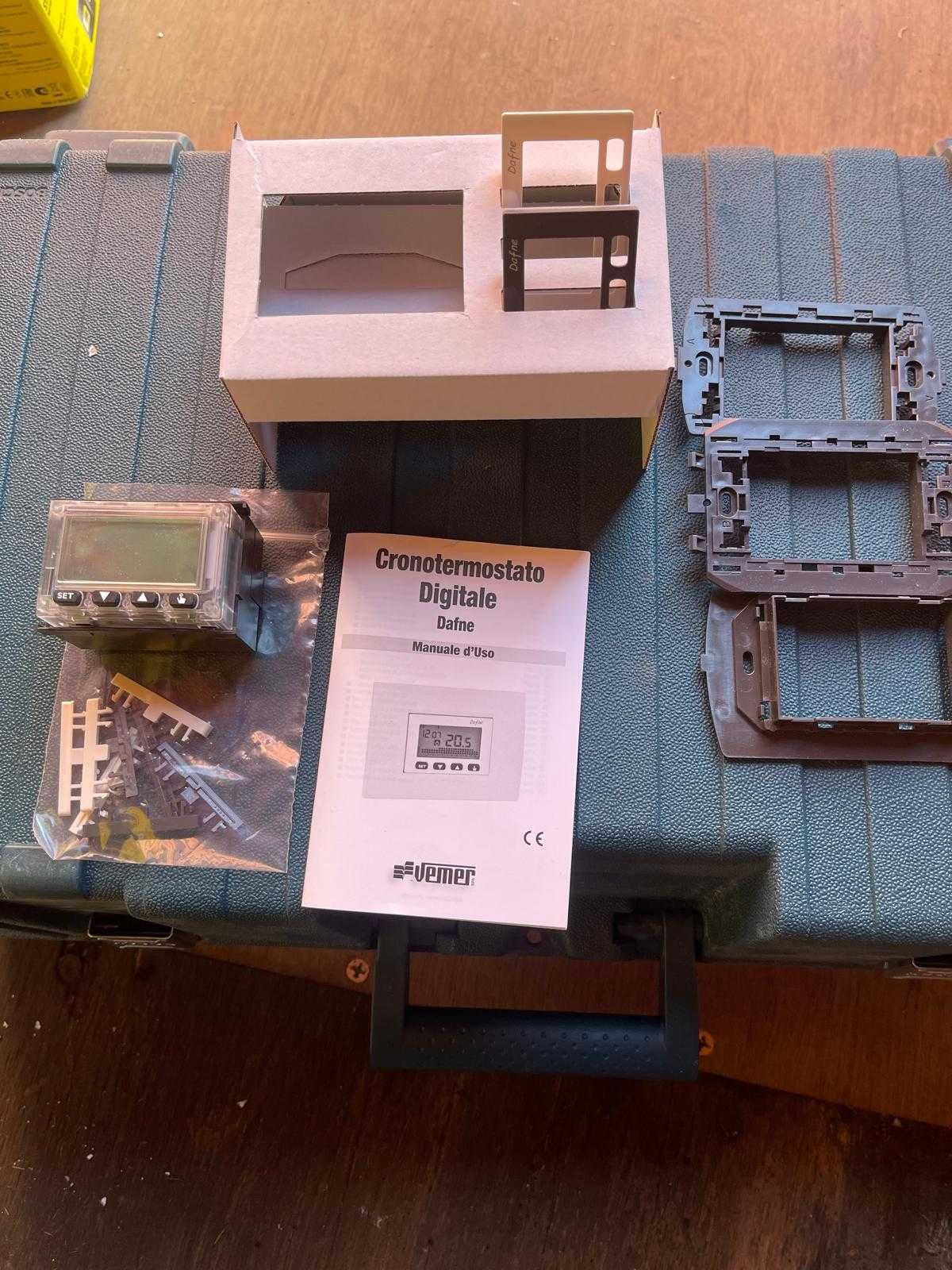 Termostat digital încorporat VEMER VN166500 DAFNE