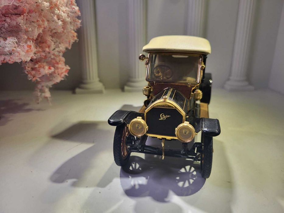 Модели на метални колички мащаб 1/24 лимитирани колекционерски.