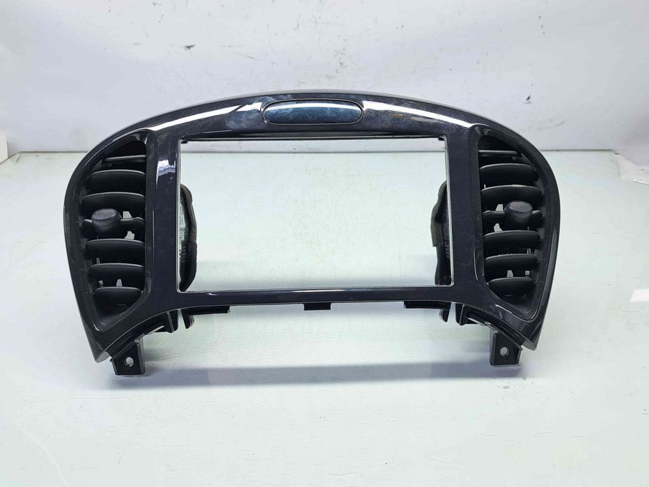 Grila aerisire centrala Nissan Juke [Fabr 2010-2014] Hatchback 68260-