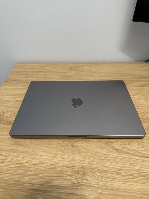 Laptop Apple Macbook Pro M1 Pro 16" Space Gray 16 GB Ram 500 SSD 2021