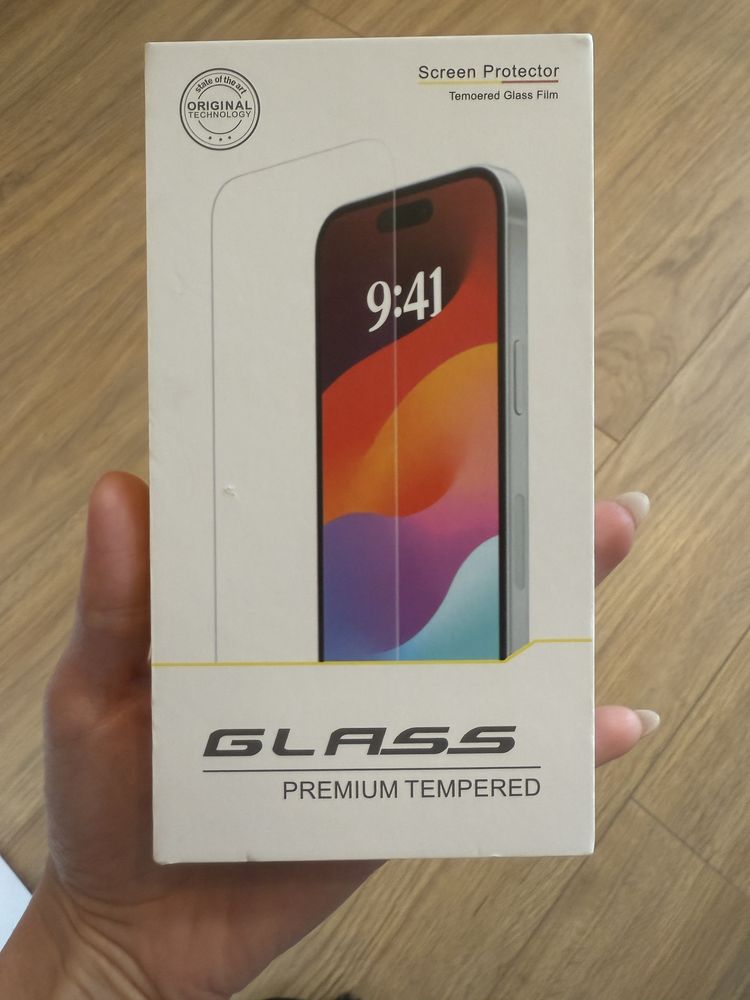 Стъклени протектори за екран - 4 бр iphone 15 pro