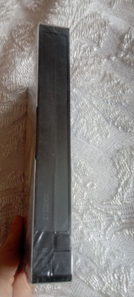Видео касета maxell vhs 240