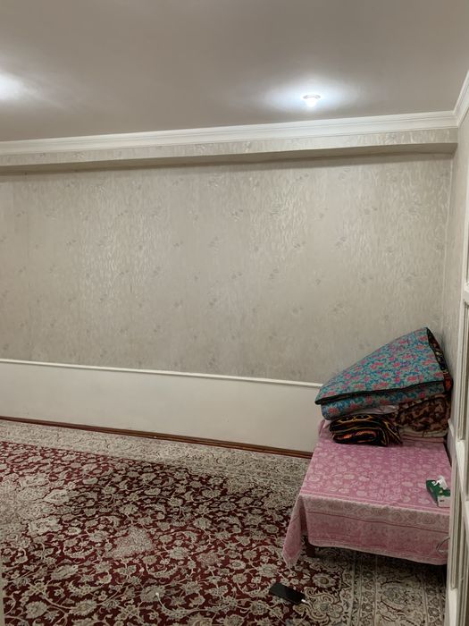 Farxadski Jahon tillariga yaqin qizlar uchun ijaraga uy bor