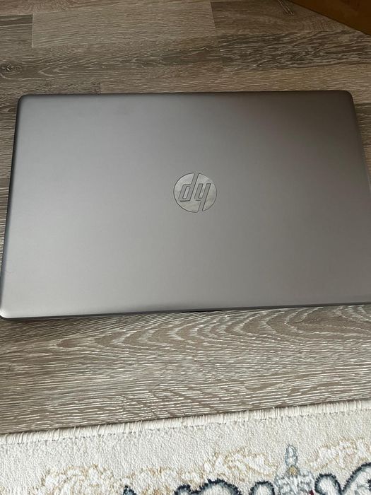 Ноутбук  HP 470 новый