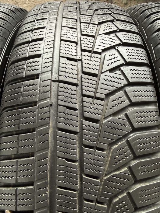 4x Anvelope Iarna 215/65 R17 - Hankook Winter I Cept Evo 2 Suv AO