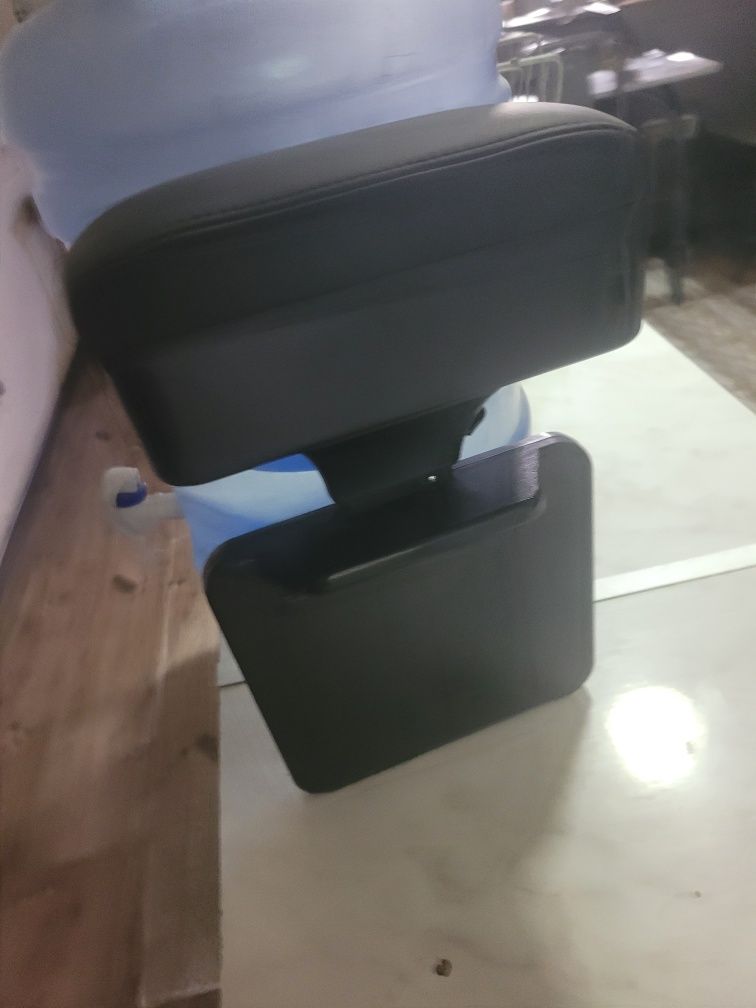 Подлокотник на Cobalt.