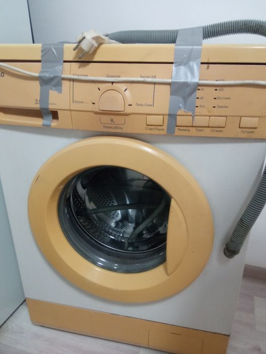 Продам стиралку 3,5 кг рабочую
