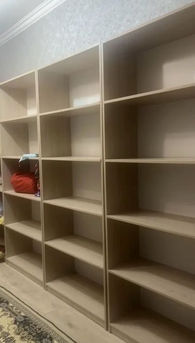 Срочно продам шкафы