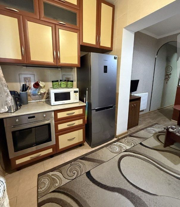 Sergeli metro yaqnida  sherglikka kvartira