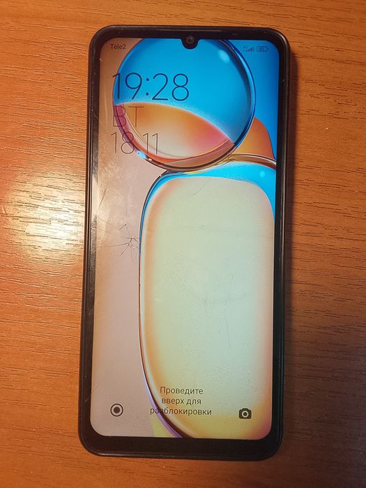 Продается телефон Redmi 13C