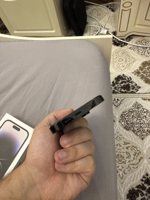 Айфон 14 про в идеалле фул конплект