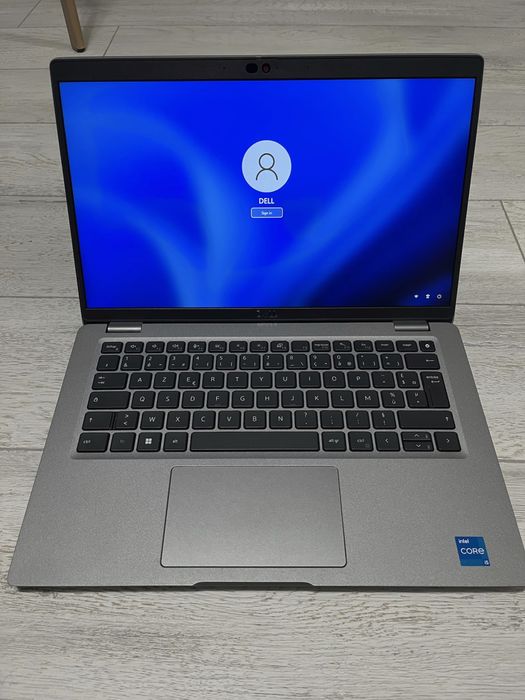 Laptop Dell Latitude 5430 Intel i5-1245U / 16 Ram Touch & Type