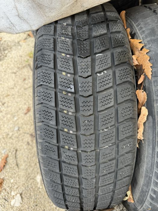 195.65.15  Uniroyal 15"джанти 5х112