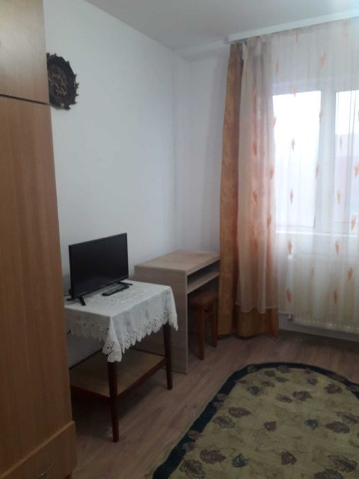 Inchiriez garsoniera str. Milcov, langa Cora, pe termen lung.