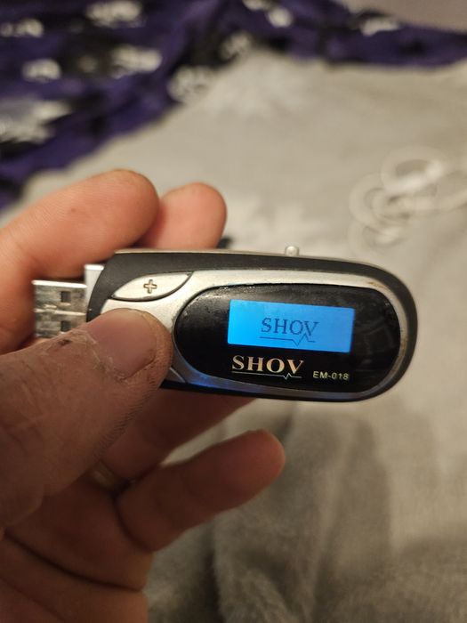 Vând mp3 SHOV baza de baterie