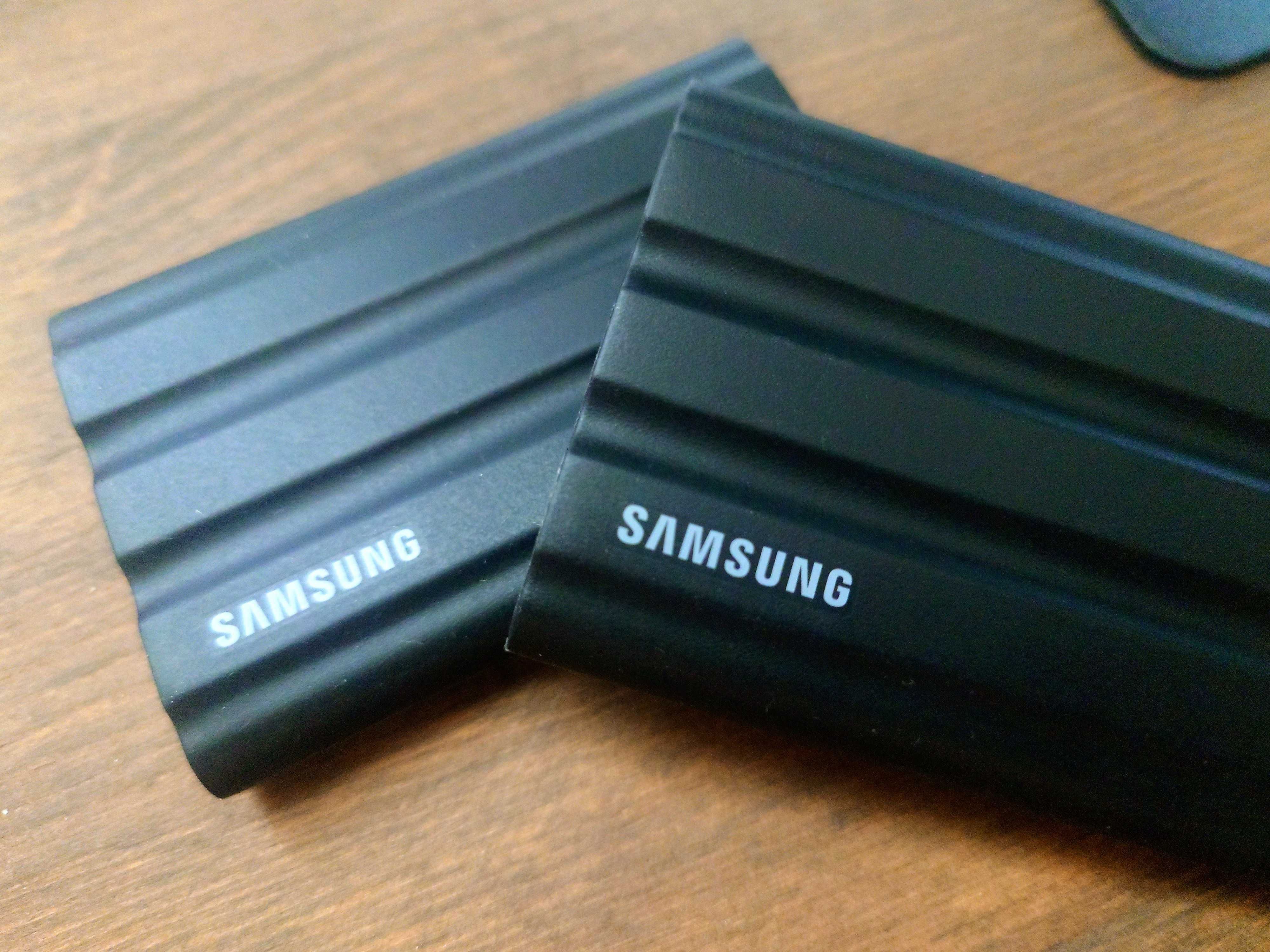 Външно SSD | Samsung T7 Shield 4TB | Памет |Нови