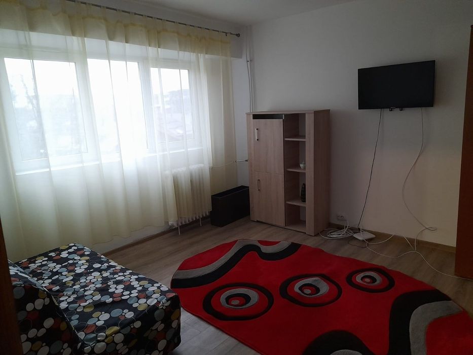 Garsonieră de inchiriat-Craiova
