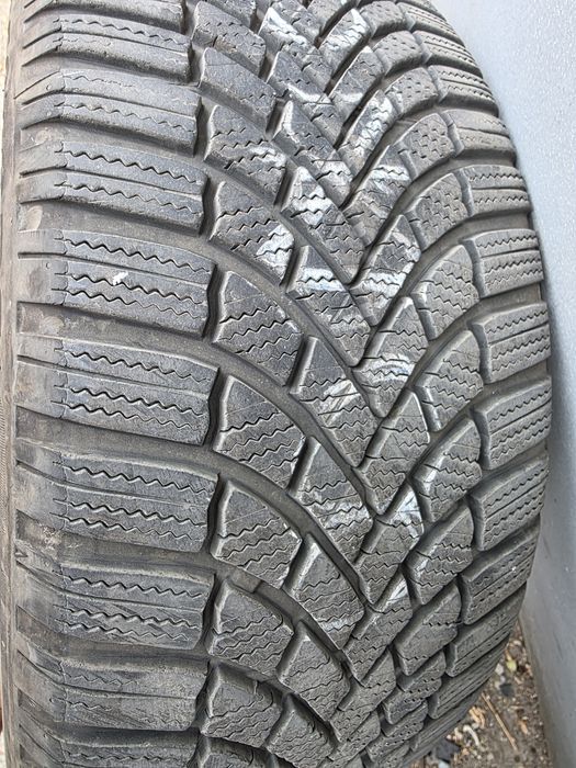 Зимни Гуми 225/50/17 Bridgestone  Blizzak LM005