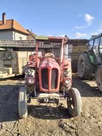 Vând Tractor Fiat