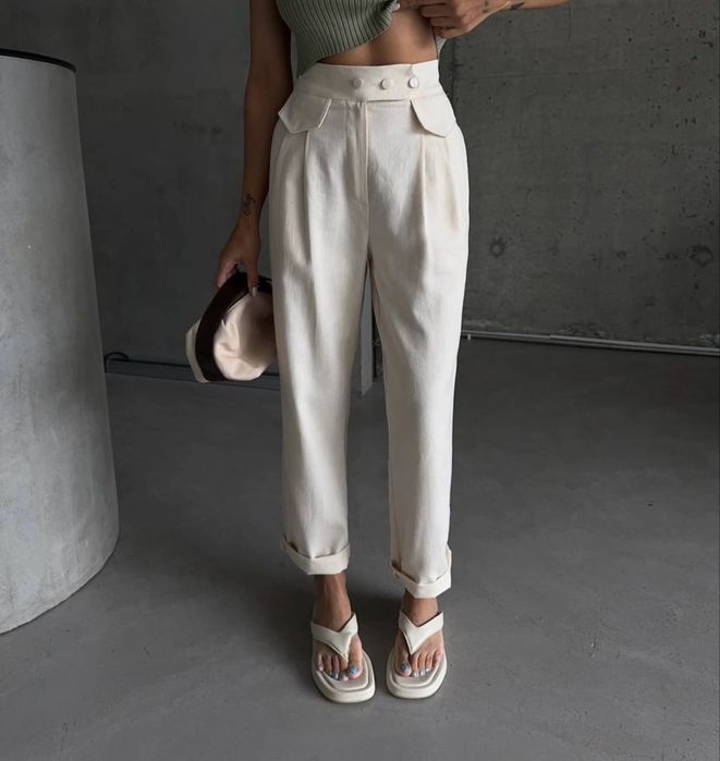 Чисто нов бежов панталон от мека материя