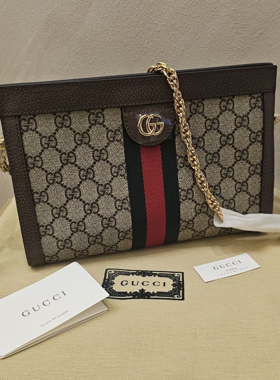 Gucci дамска чанта от естествена кожа