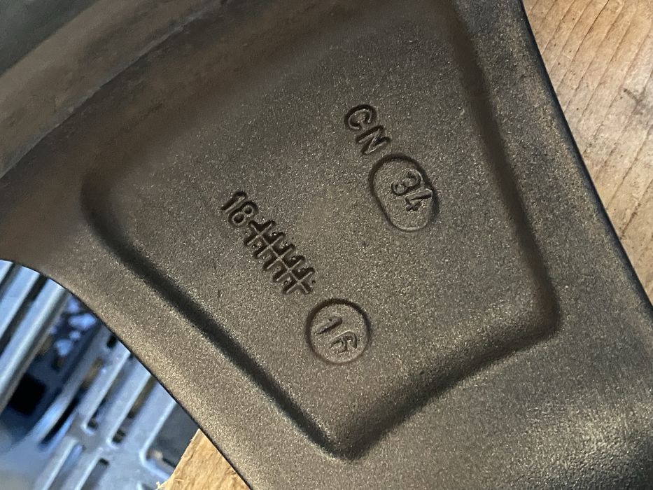 17 цола 5 х 112 мм Фолксваген Голф , Туаран , Джета , VW Golf