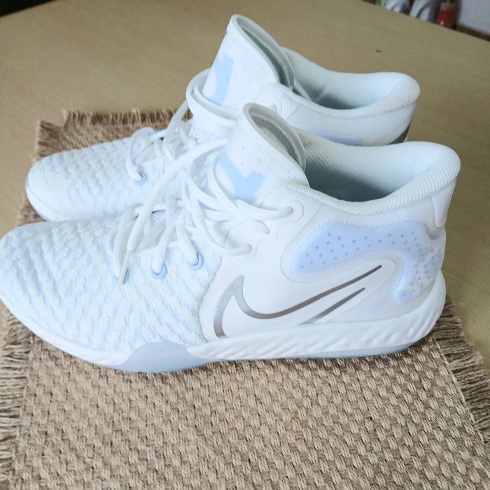 Nike KD Trey 5 VIII