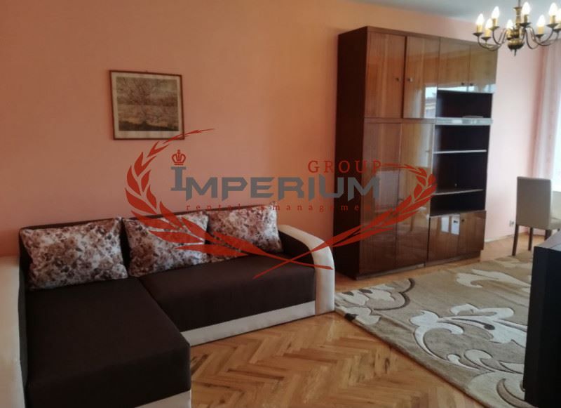 Четиристаен обзаведен апартамент под наем в района кв. Чайка, гр. Вар