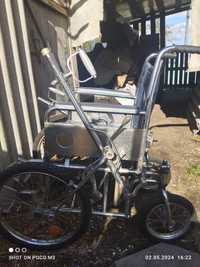 Продам инвалидную коляску с ручным управлением