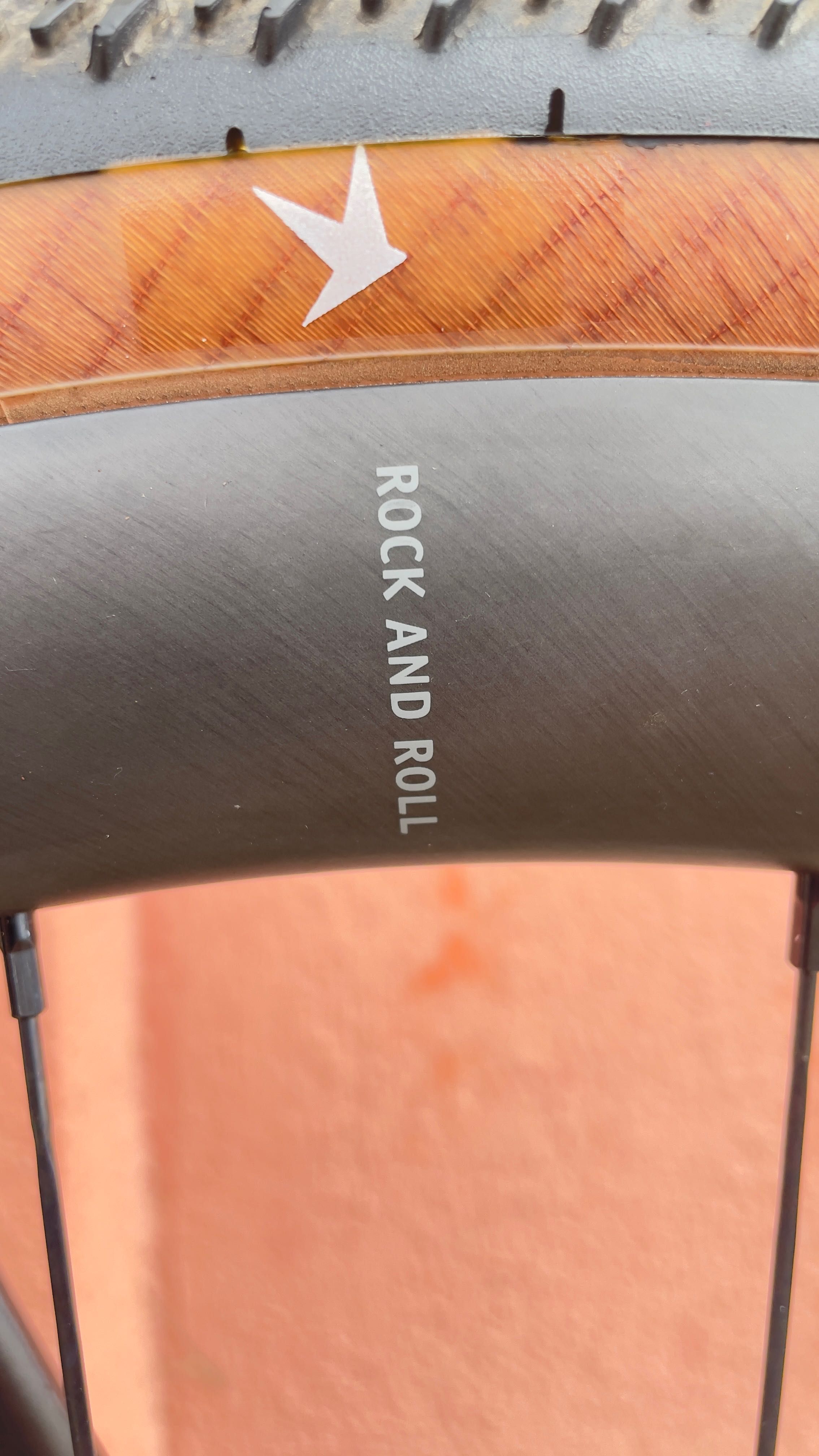 Gravel cyclocross Pearson on and on grx di2