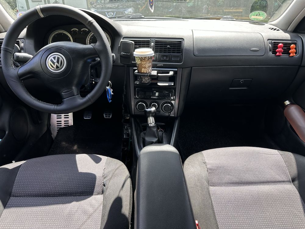 Volkswagen Golf 4