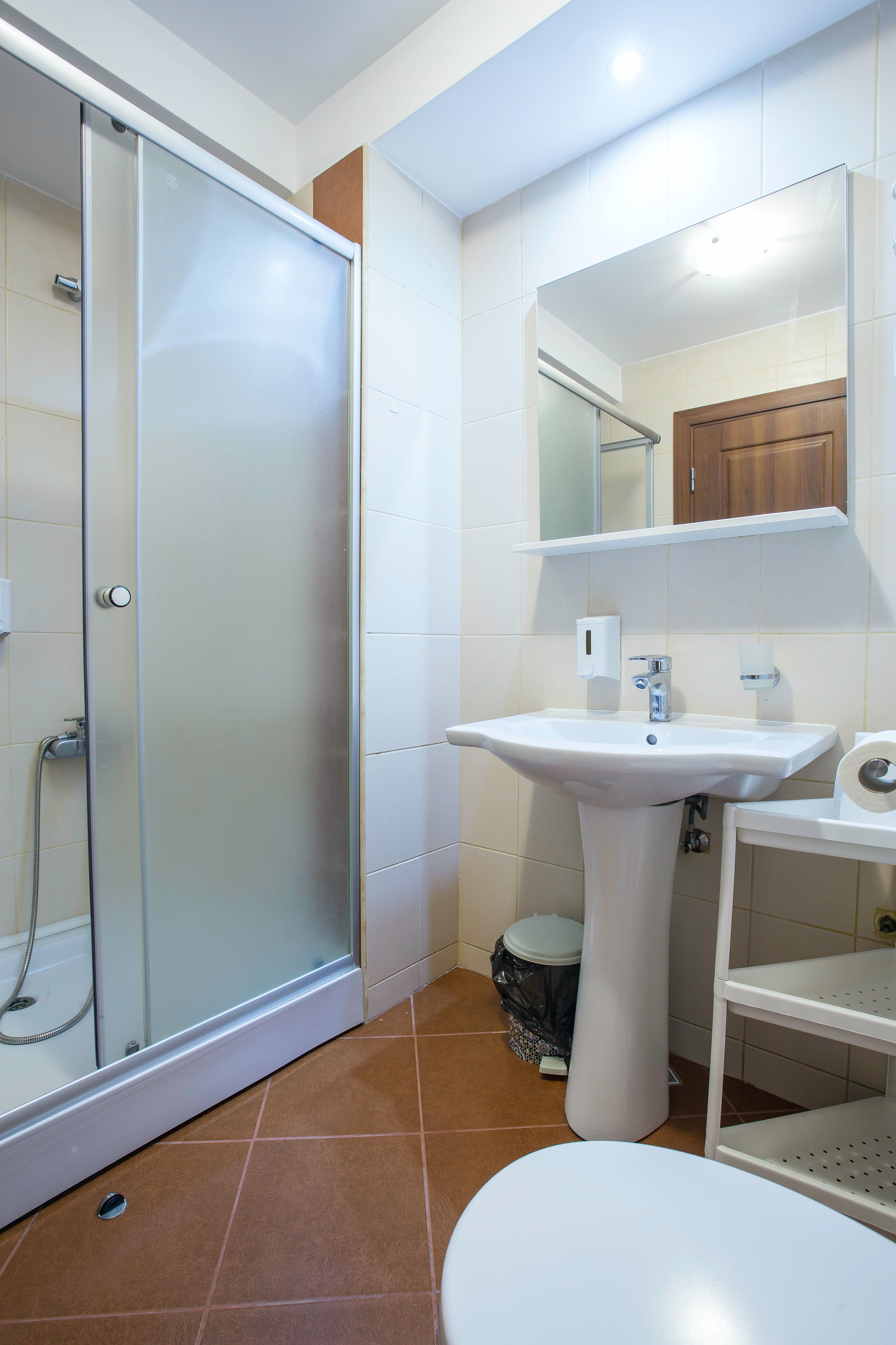 Inchiriere camere regim hotelier, zona Dristor, Str Ramnicu Valcea 17