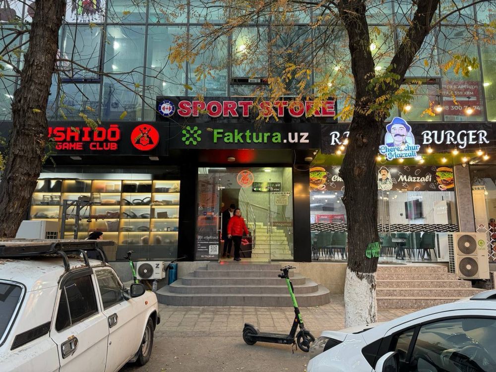 Коммерческое помещение,2 этаж,с ремонтом, 250 м²,ориентир Малика базар