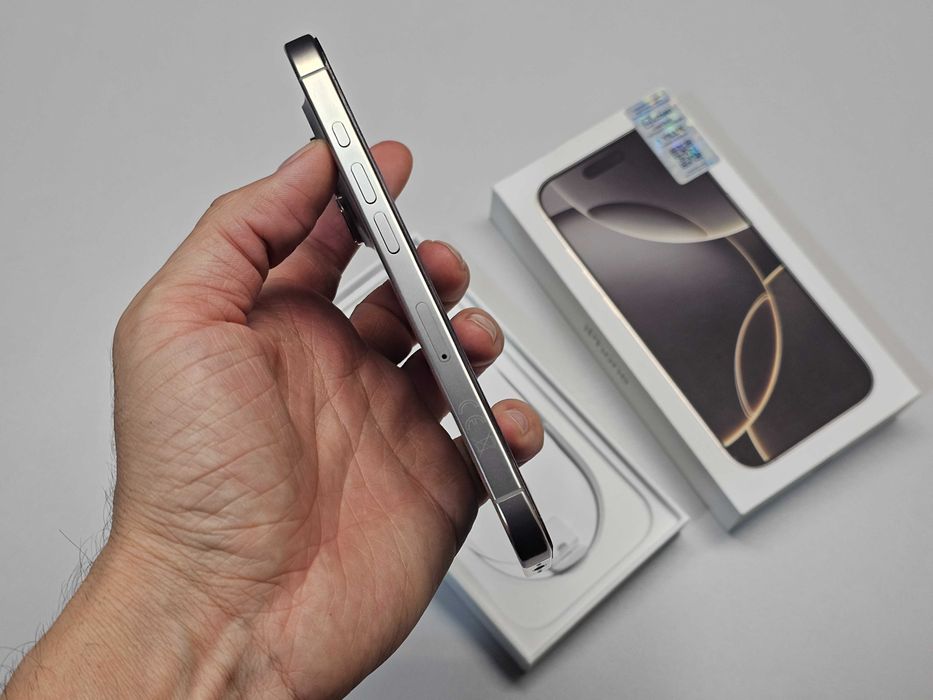 ПРОДАМ iPhone 16 PRO (128GB) Natural / SIM. Практический НОВОЕ 100%