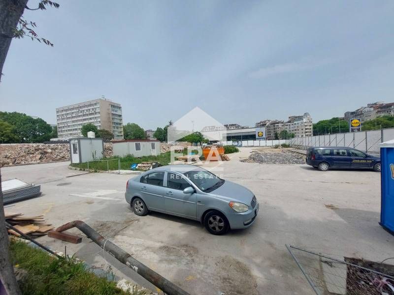 Продава се Двустаен апартамент в Варна, Окръжна болница - 74 кв.м за 2026 €/кв.м - Снимка #6