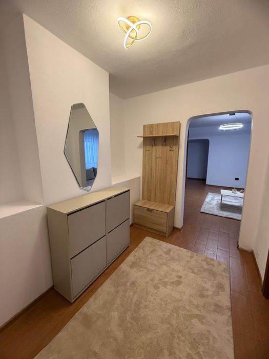 Apartament de inchiriat 3 camere ! Ultracentral ! Vis-a-vis Parâng!