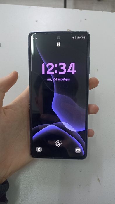 Samsung S20fe продаже