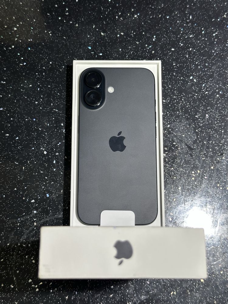 Iphone 16 128GB Чисто НОВ! Неактивиран! Гаранция!