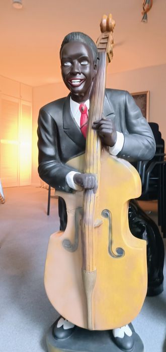 Statui pentru decorat o vitrina/ magazin/ bar