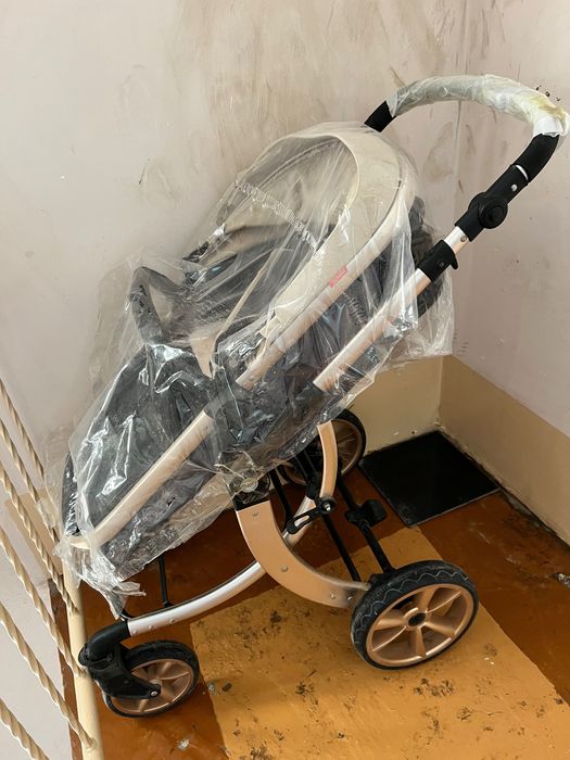 Коляска в хорошем состоянии