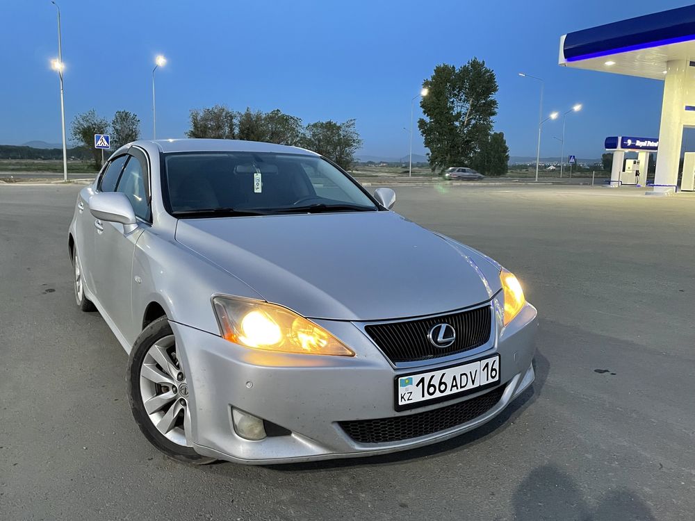 Продам Lexus IS 250 в очень хорошем состоянии!торг будет, срочно!