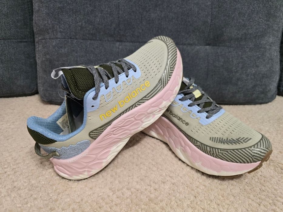 New Balance nr 41 int 26 cm preț 350 lei