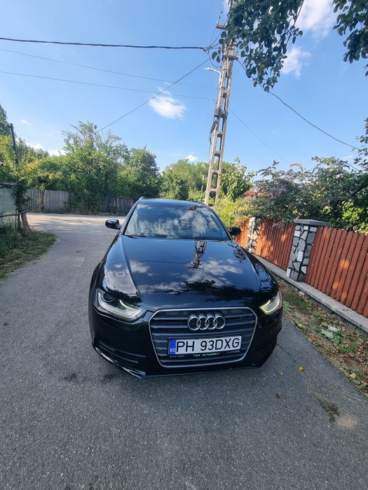 Vând Audi a4 2012