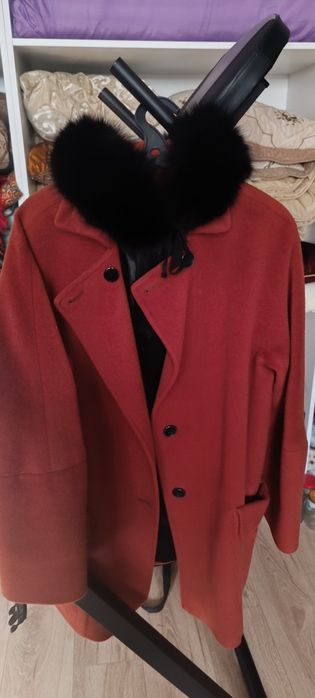 Пальто осеннее 44
